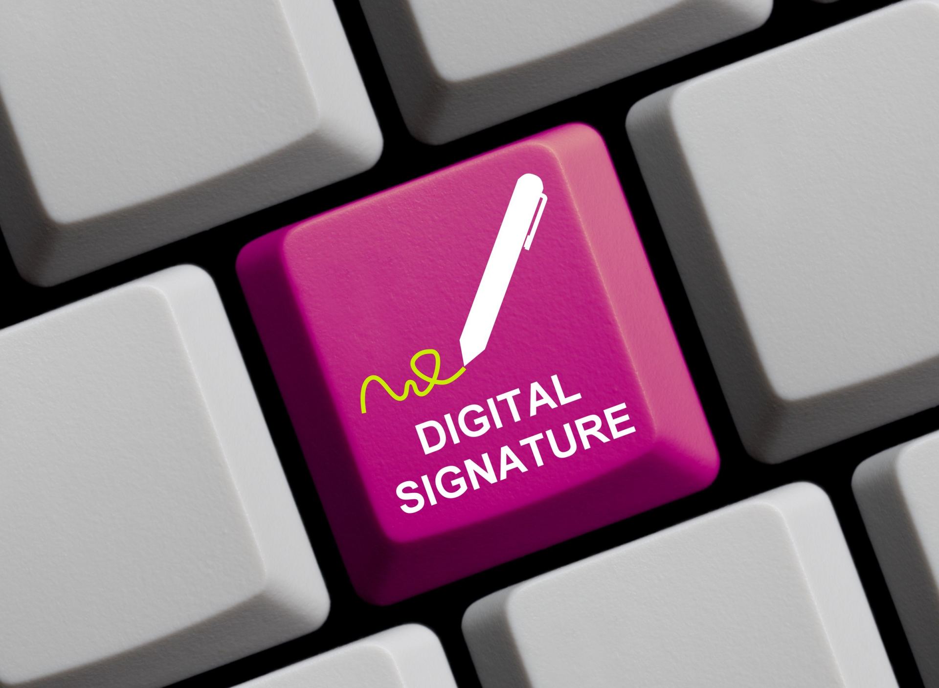 Digital signature – also for EU citizens.